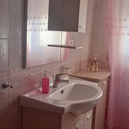 Mama's House